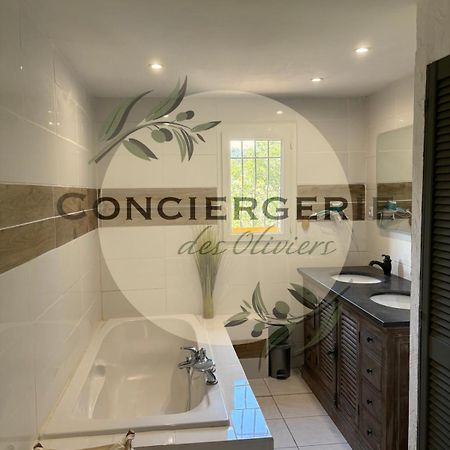 Villa Avec Piscine Belgentier Dış mekan fotoğraf